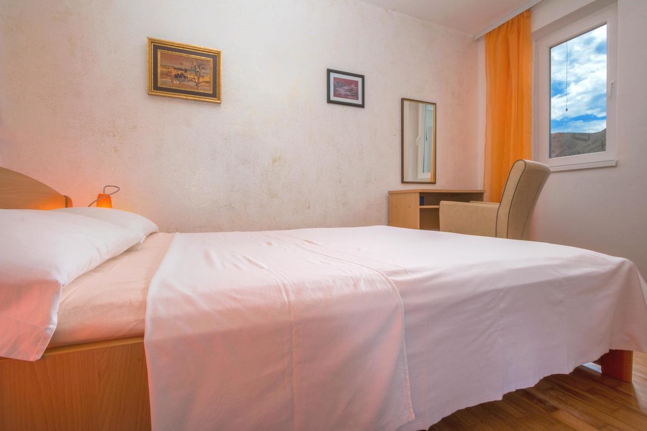 Apartments Tomasic Baška Extérieur photo